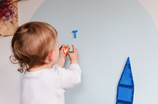 Independent Play: How to Teach Kids to Play on Their Own